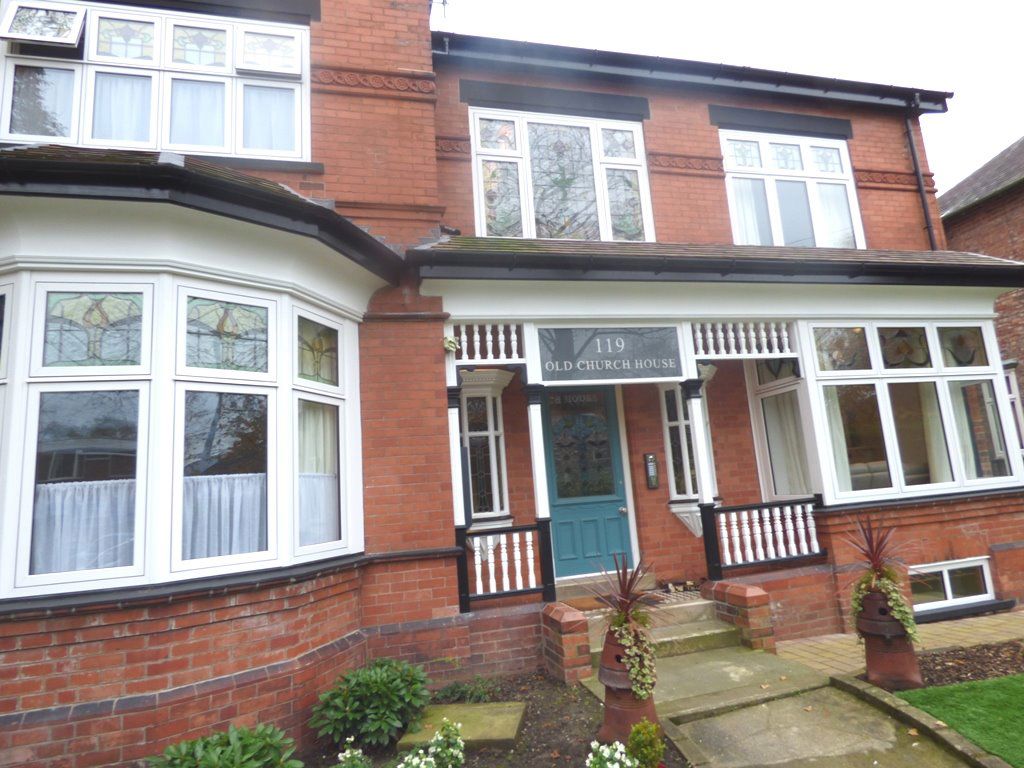 Flat Skipton Close in Hazel Grove