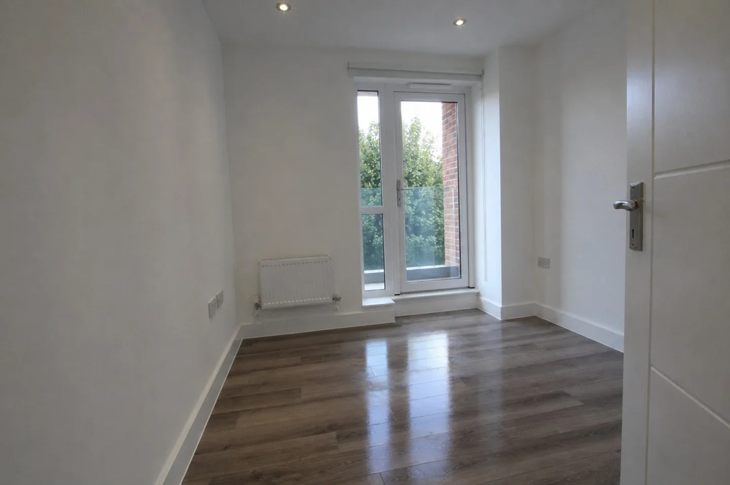 Flat Dunton Road in Greater London