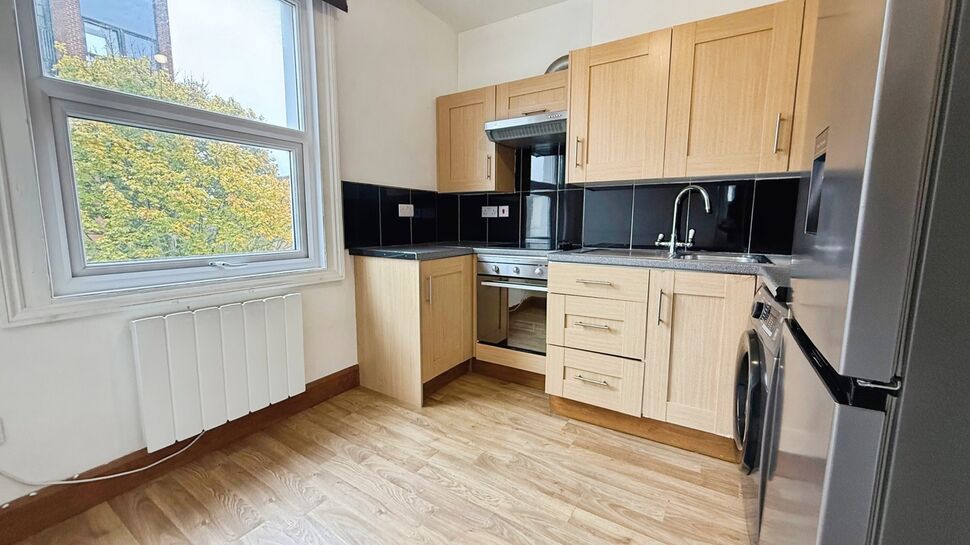 Flat Eltham High Street in Greater London