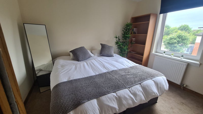 Room Ferry Road Avenue in City of Edinburgh