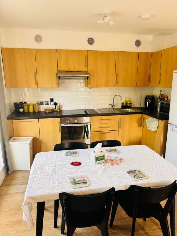 Room Sidcup Road in Greater London