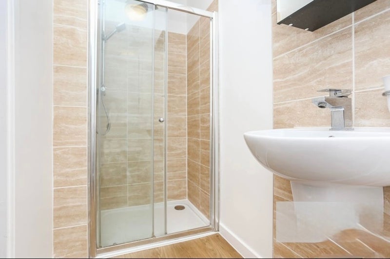 Room Sidcup Road in Greater London