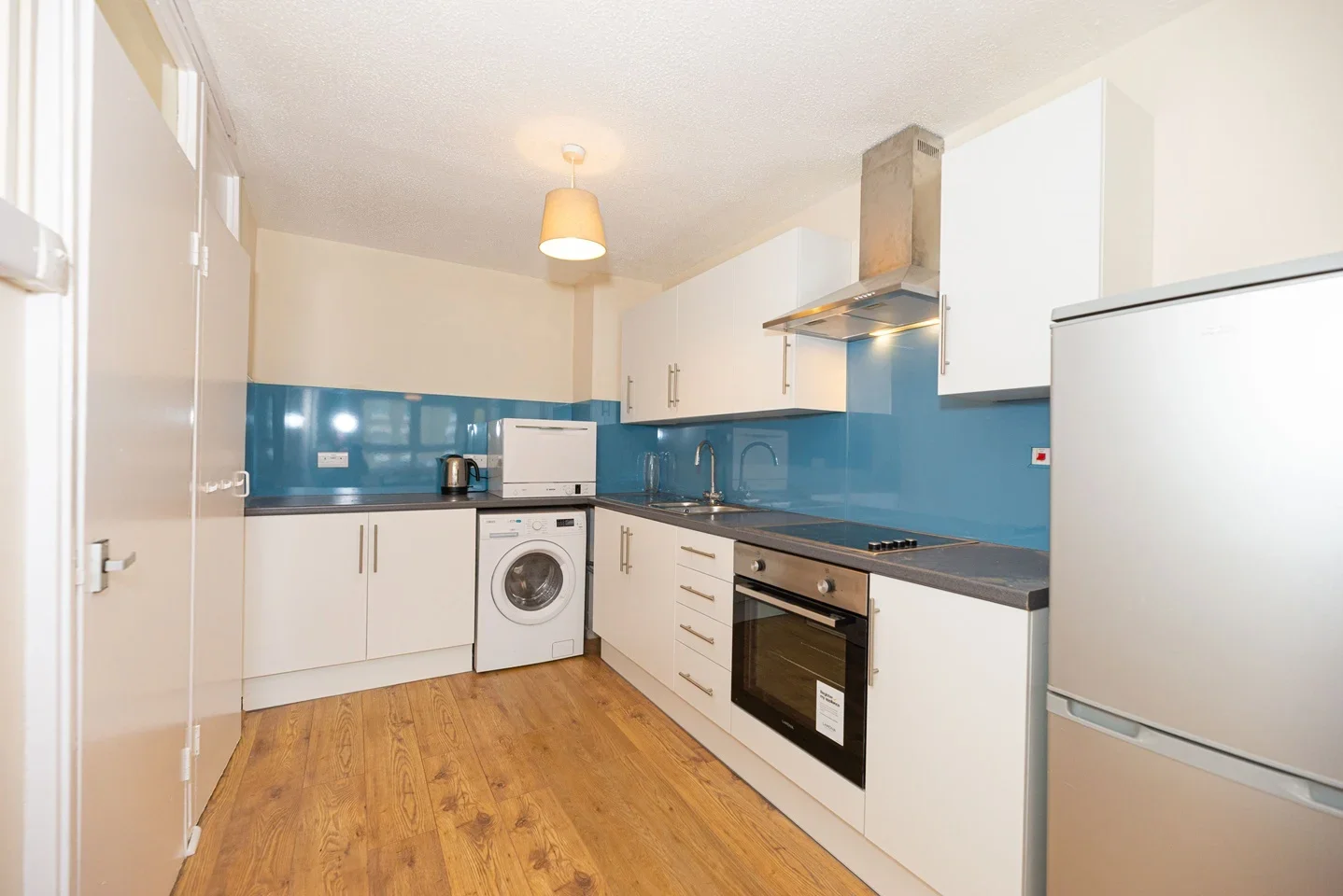 Flat Shuttleworth Road in Greater London