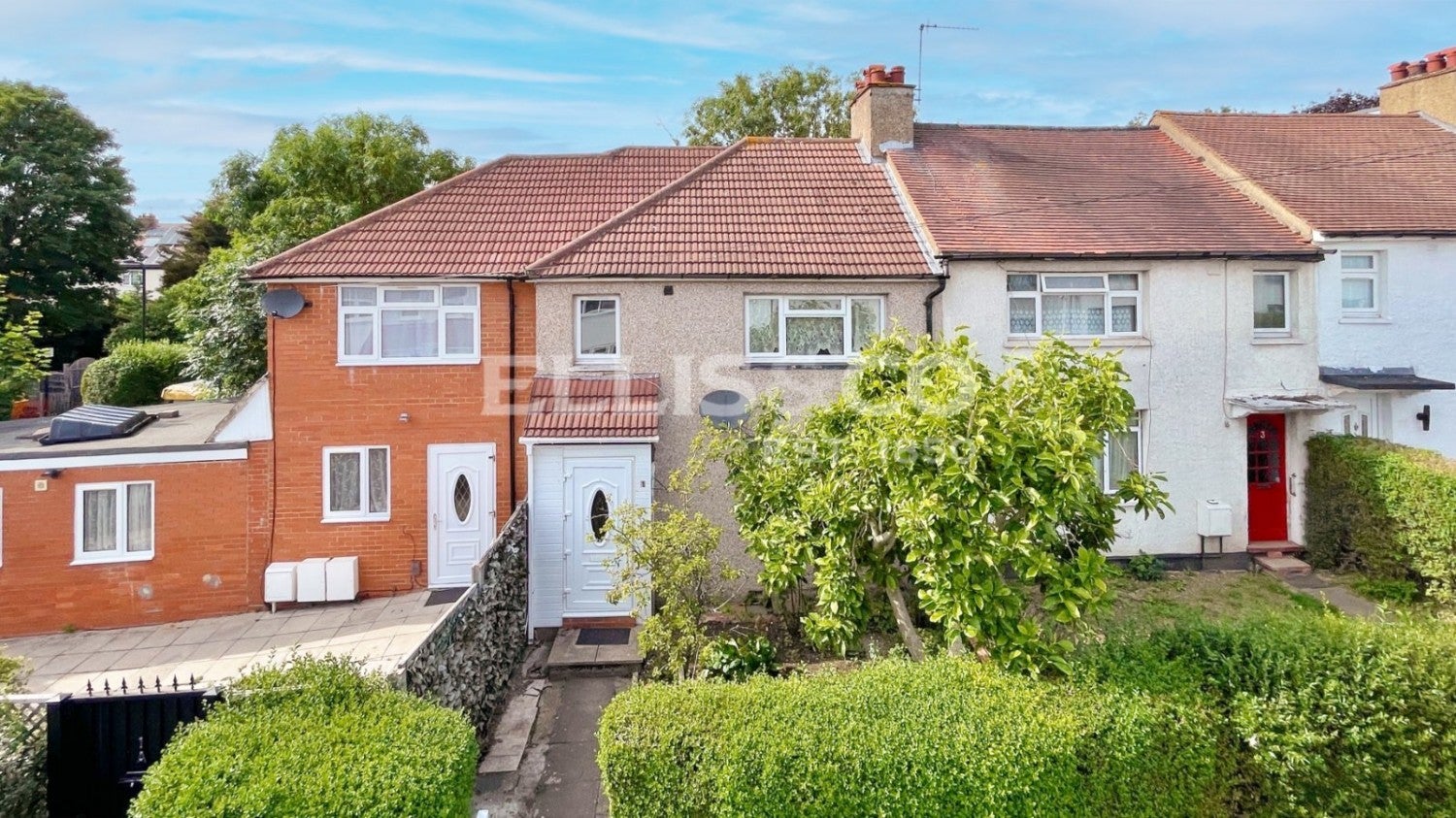 House Berry Way in Greater London