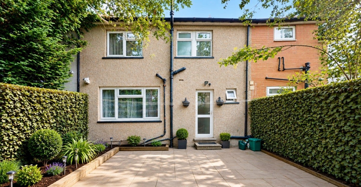 House Berry Way in Greater London