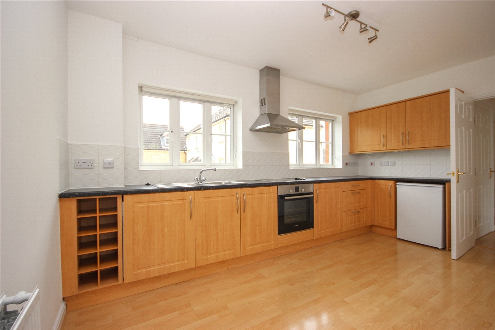 Flat Shepherds Walk in Bradley Stoke