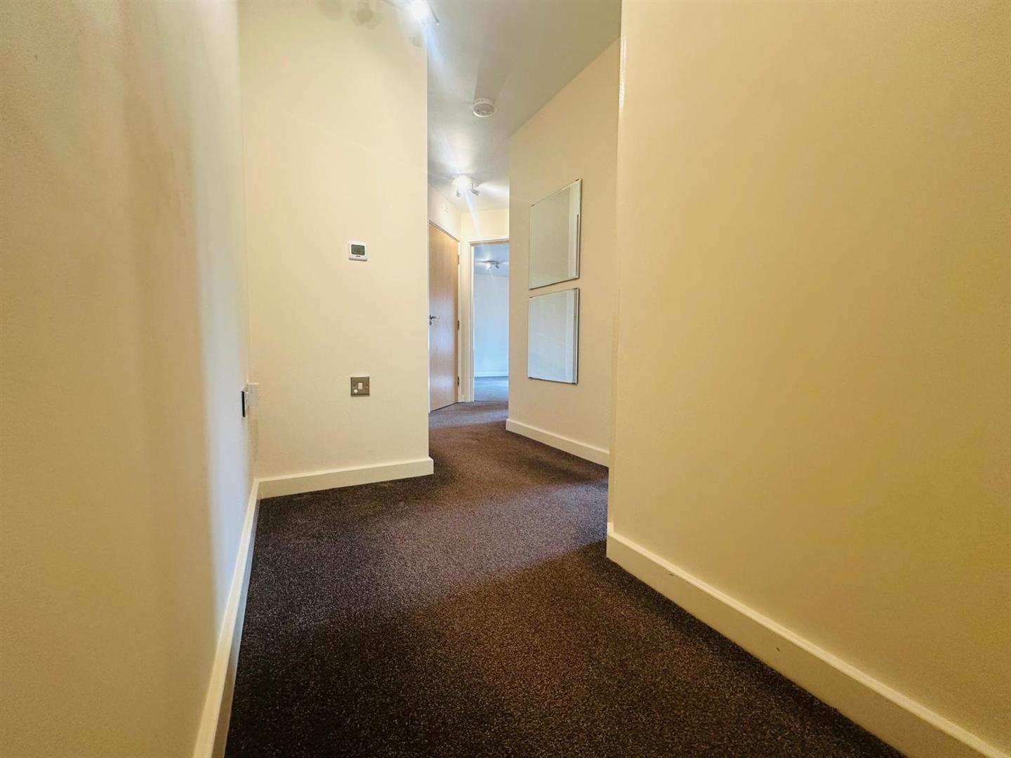 Flat St Nicolas Park Drive in Nuneaton and Bedworth
