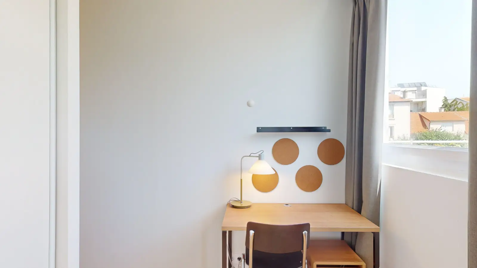 Room Rue de la Liberté in Suresnes