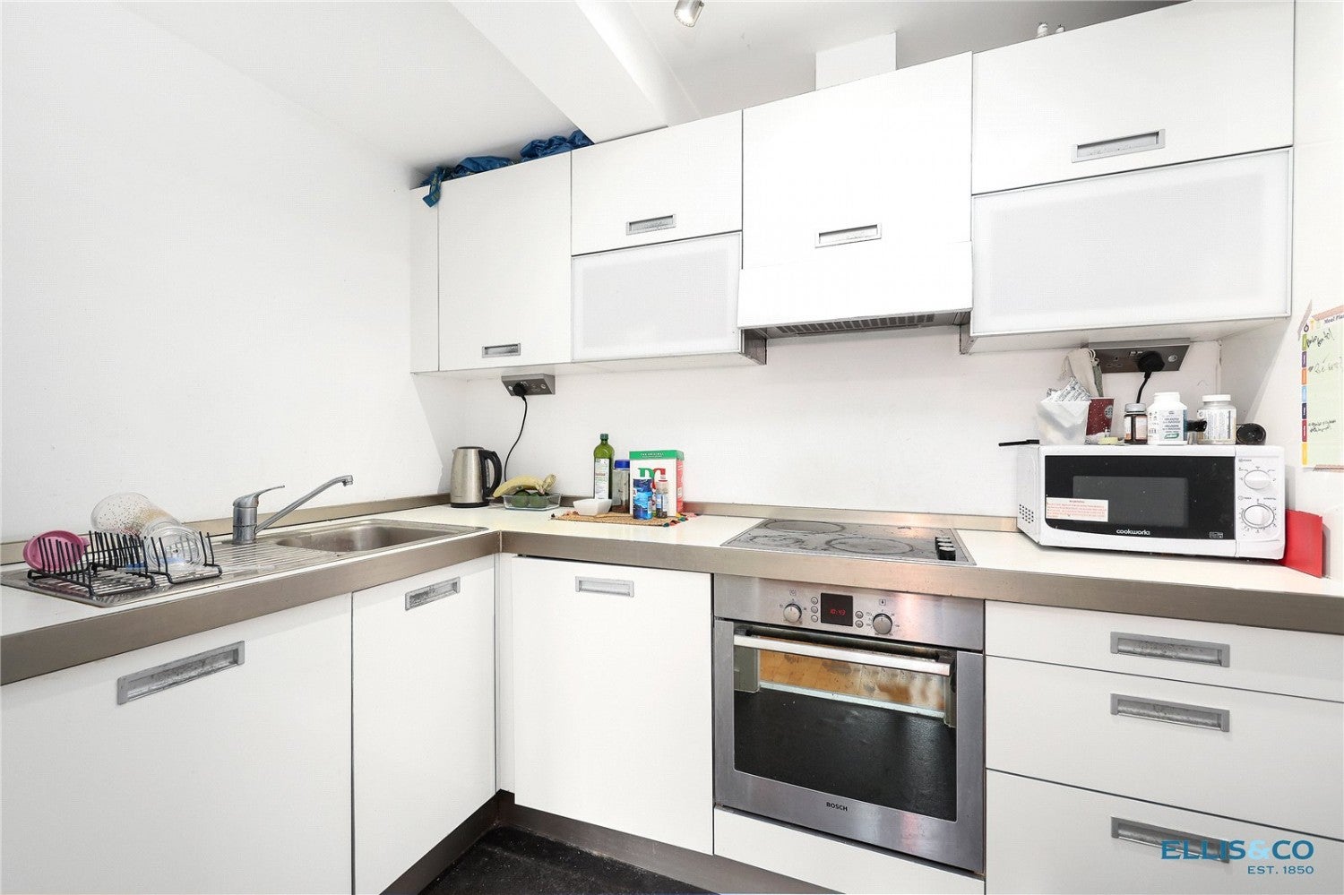 Flat Louisa Street in Greater London