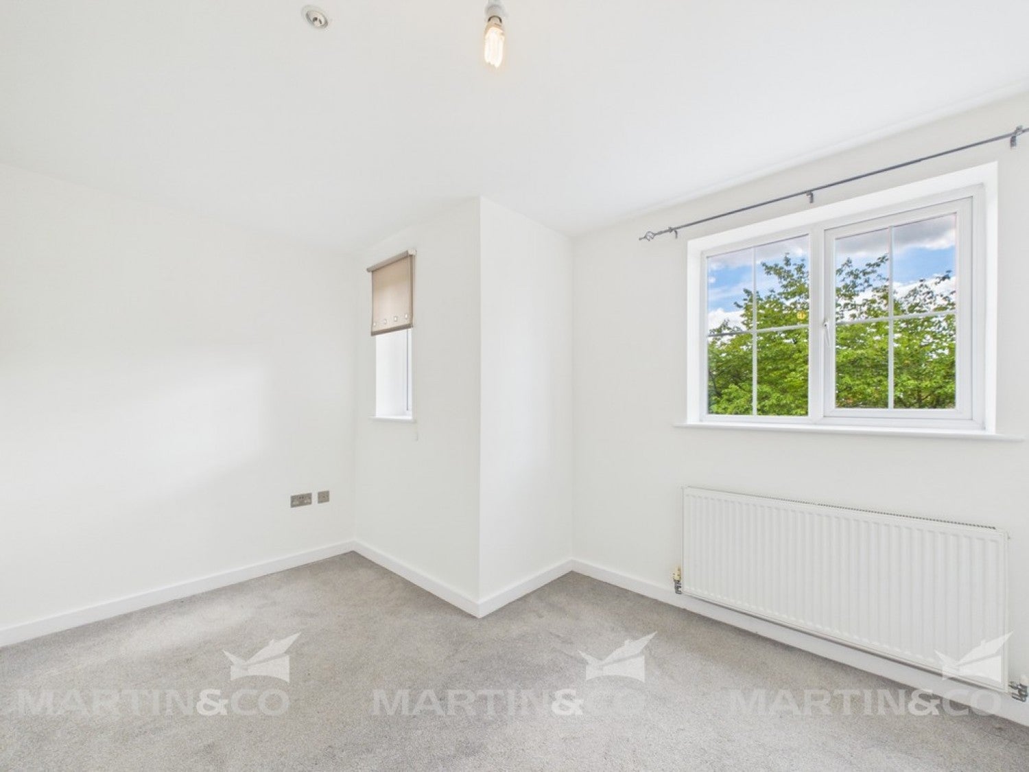 Flat Hayfield Lane in Doncaster