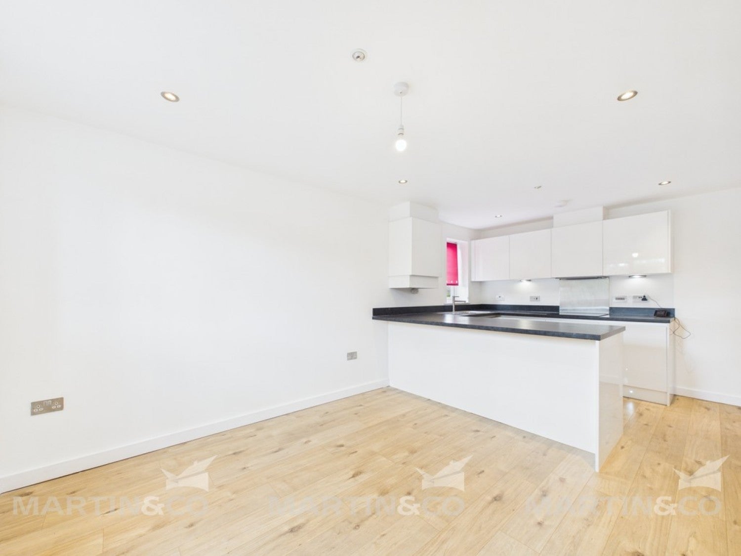 Flat Hayfield Lane in Doncaster