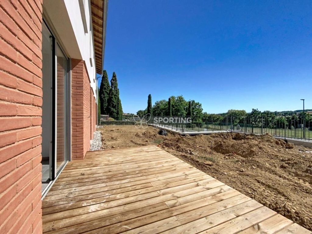 Flat Place d'Occitanie in Eaunes