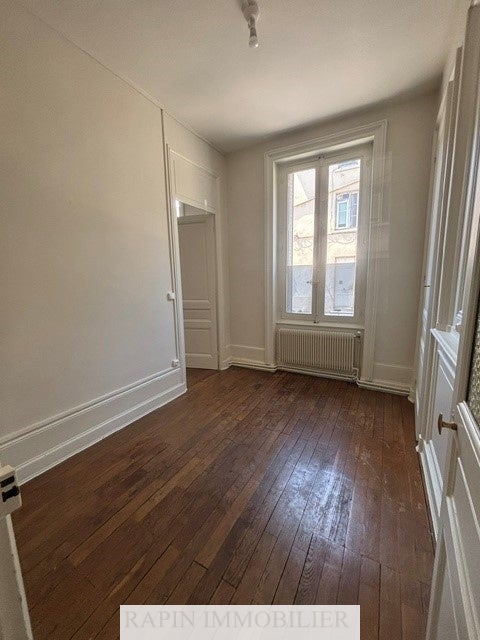 Appartement Rue Grange Bruyère à Sainte-Foy-lès-Lyon