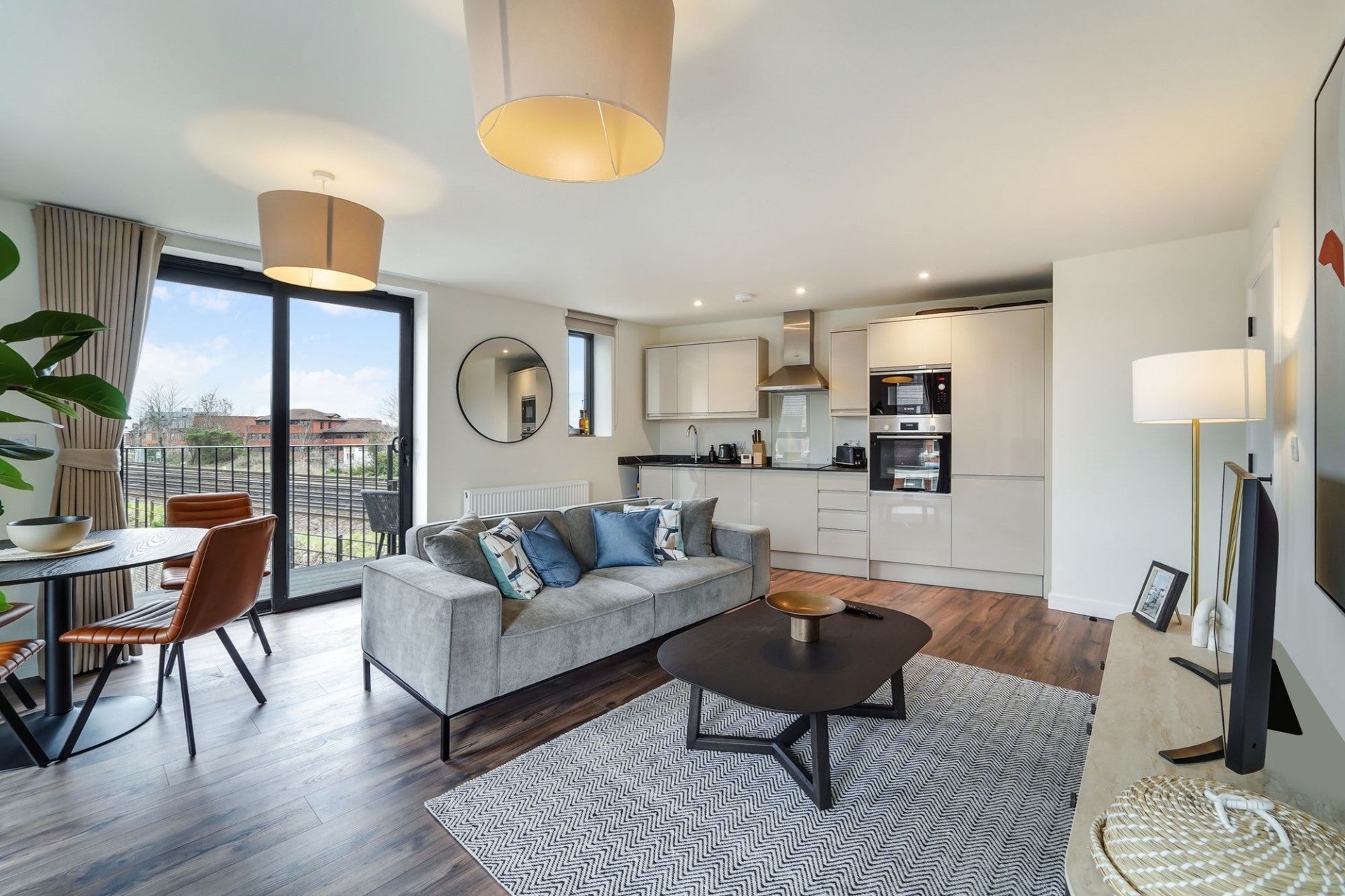 Flat Kingston Road in Greater London