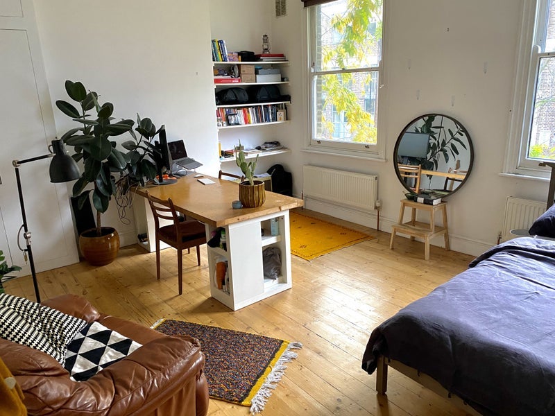 Room Anton Street in Greater London