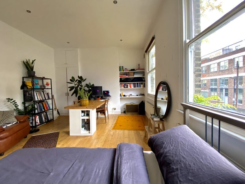 Room Anton Street in Greater London