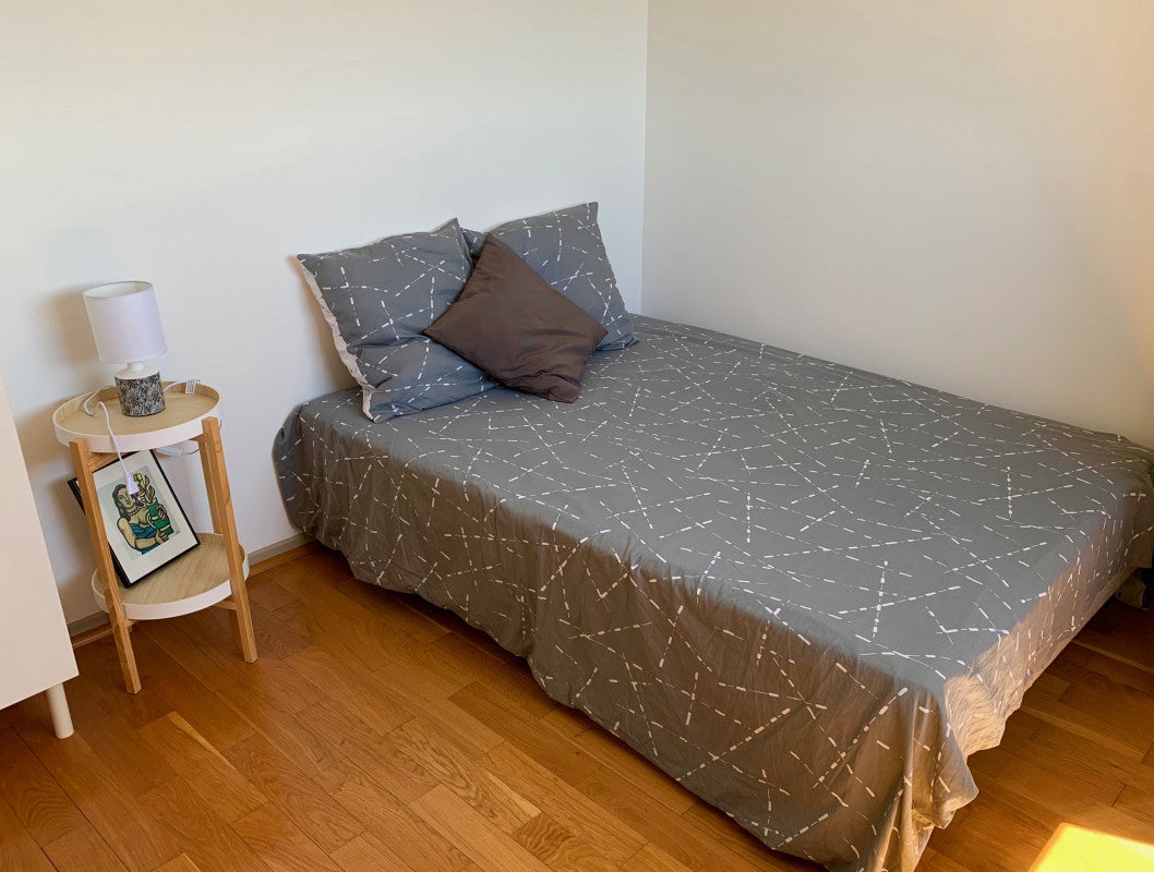 Chambre Rue Edmond Carrière à Nîmes