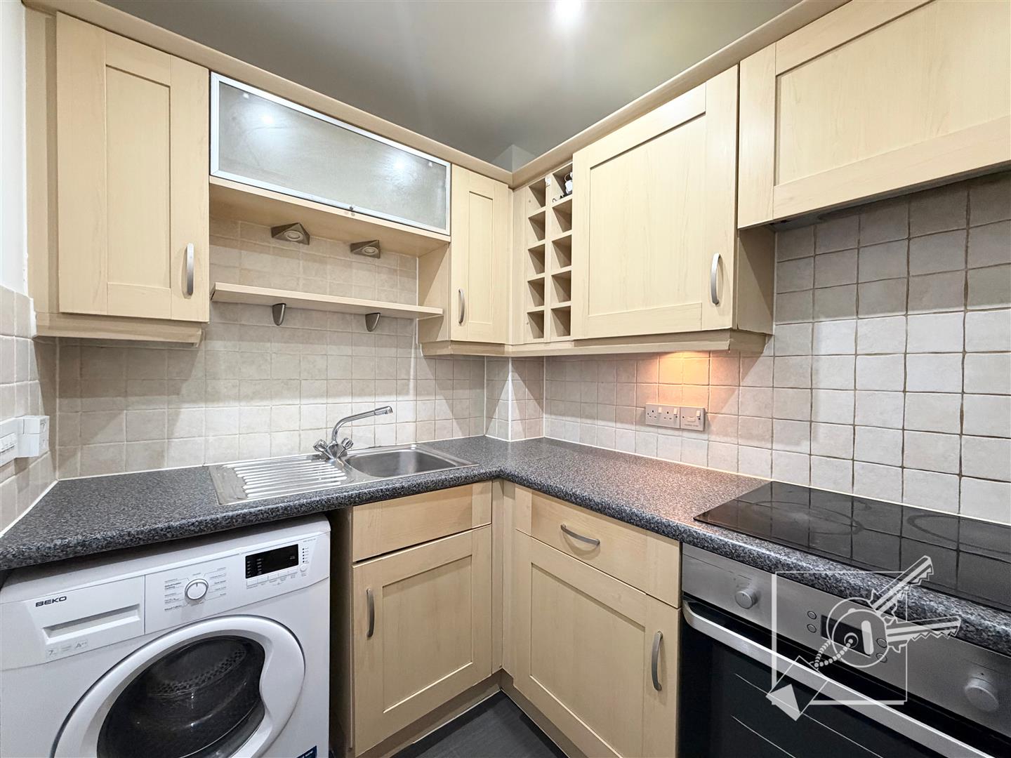 Flat Covesfield in Gravesham