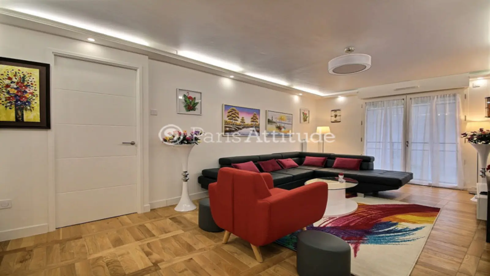 Flat Rue Moncey in Paris