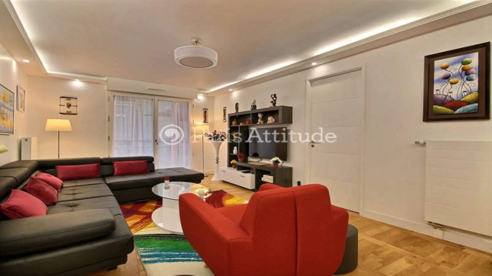 Flat Rue Moncey in Paris