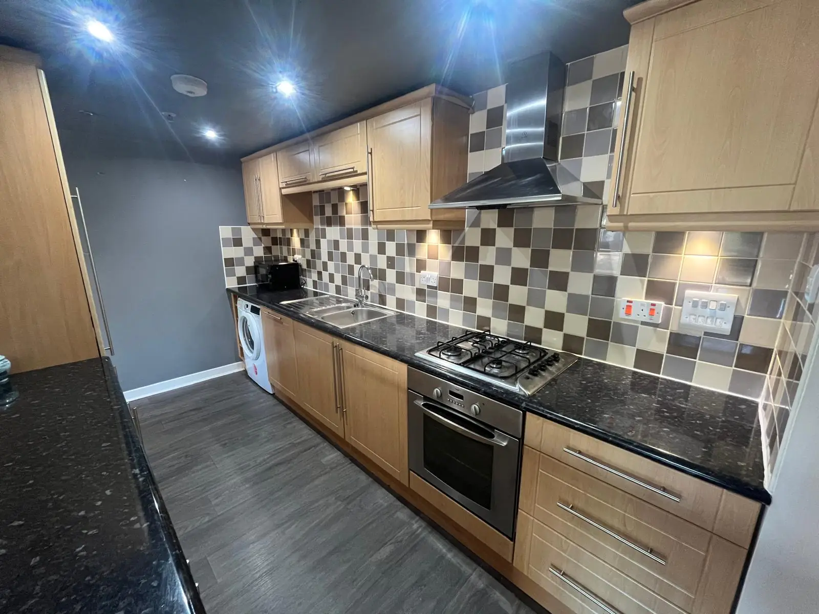 Flat Kent Road in Glasgow