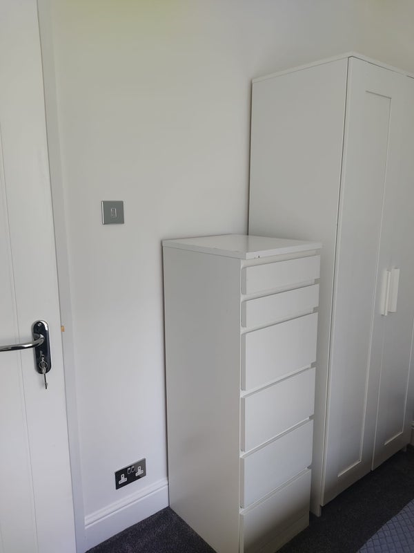 Room Crooke Road in Greater London