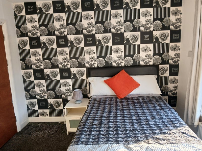 Room Larch Street in Borough of Pendle
