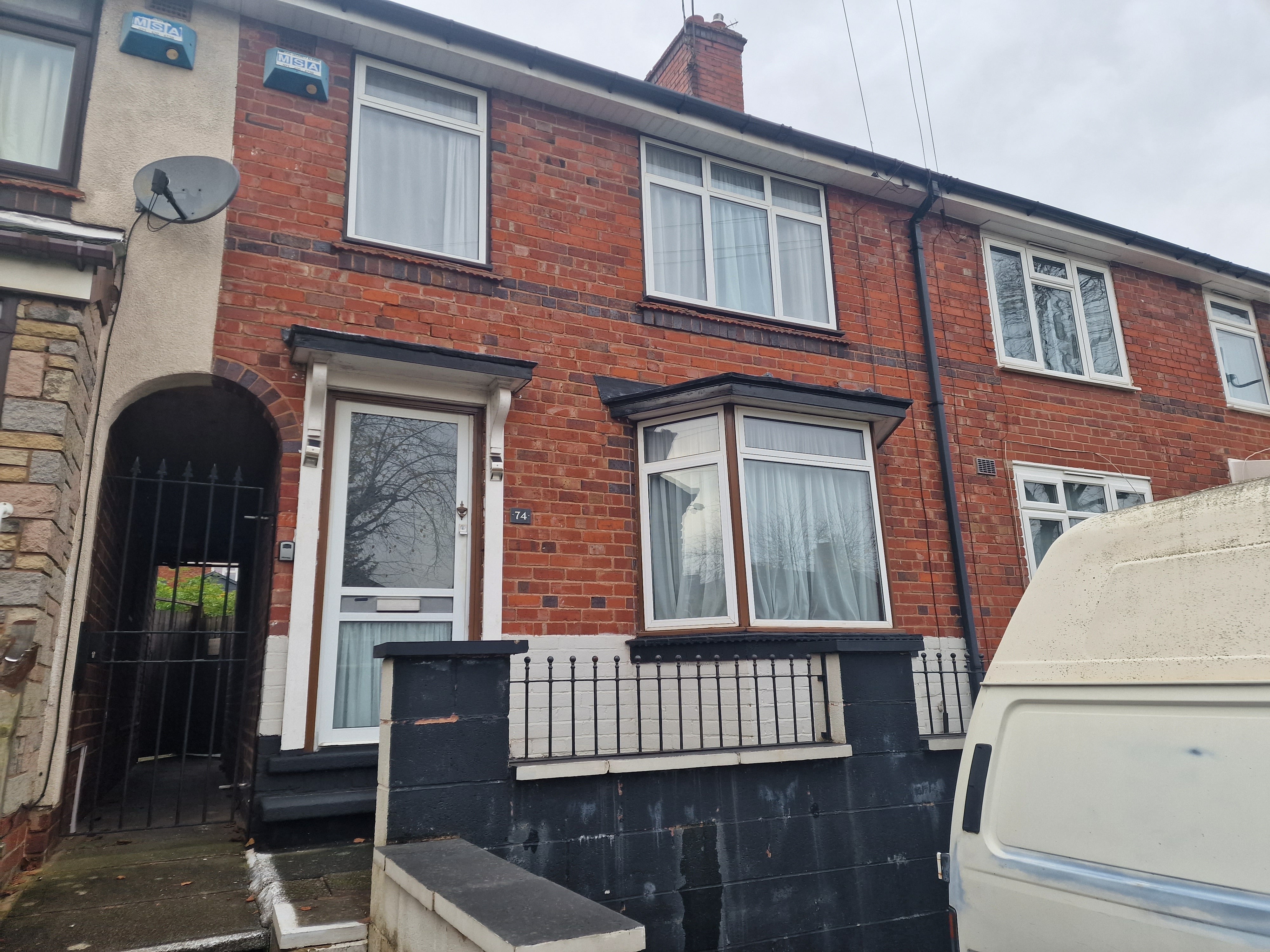 House Astbury Avenue in Sandwell