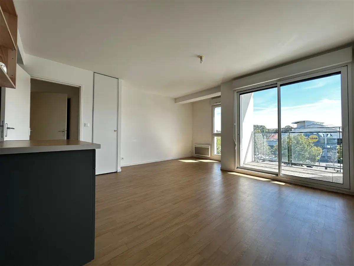 Flat Boulevard Jules Verne in Nantes