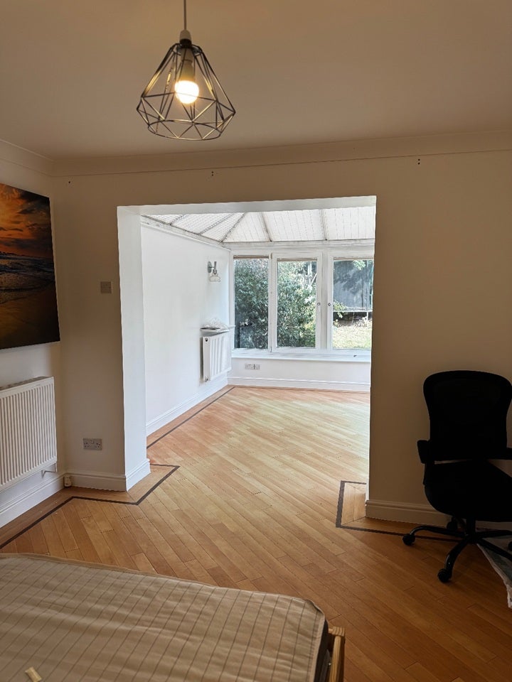Room Plantation Close in Dartford