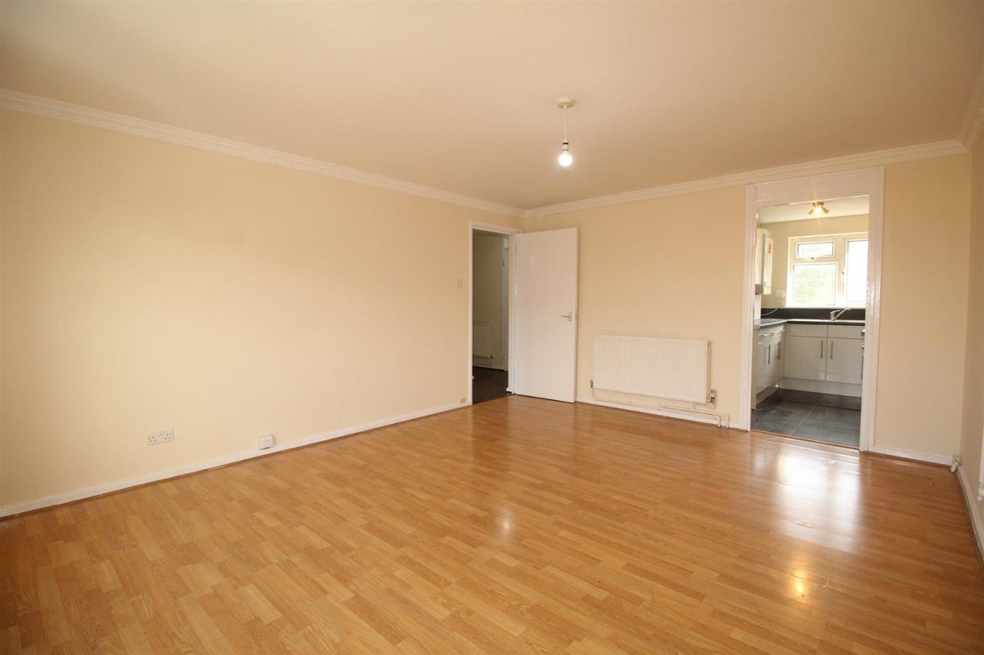 Flat Landau Way in Broxbourne