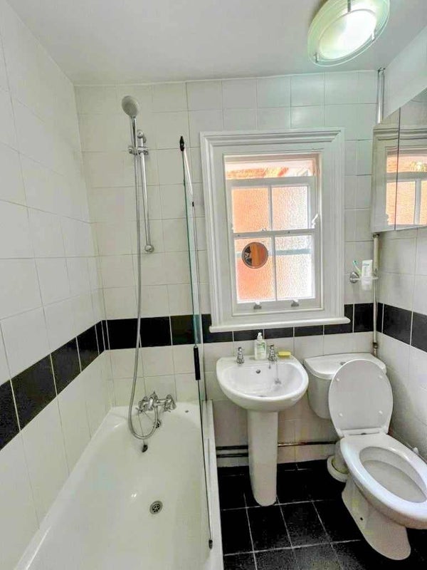 Room Tooting Bec Road in Greater London