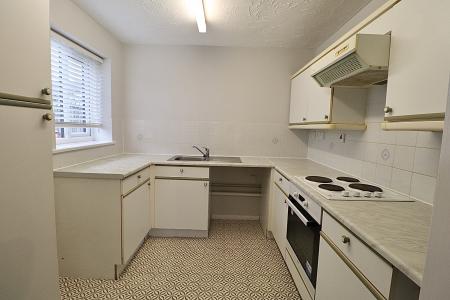 Flat Bordeaux Close in Duston