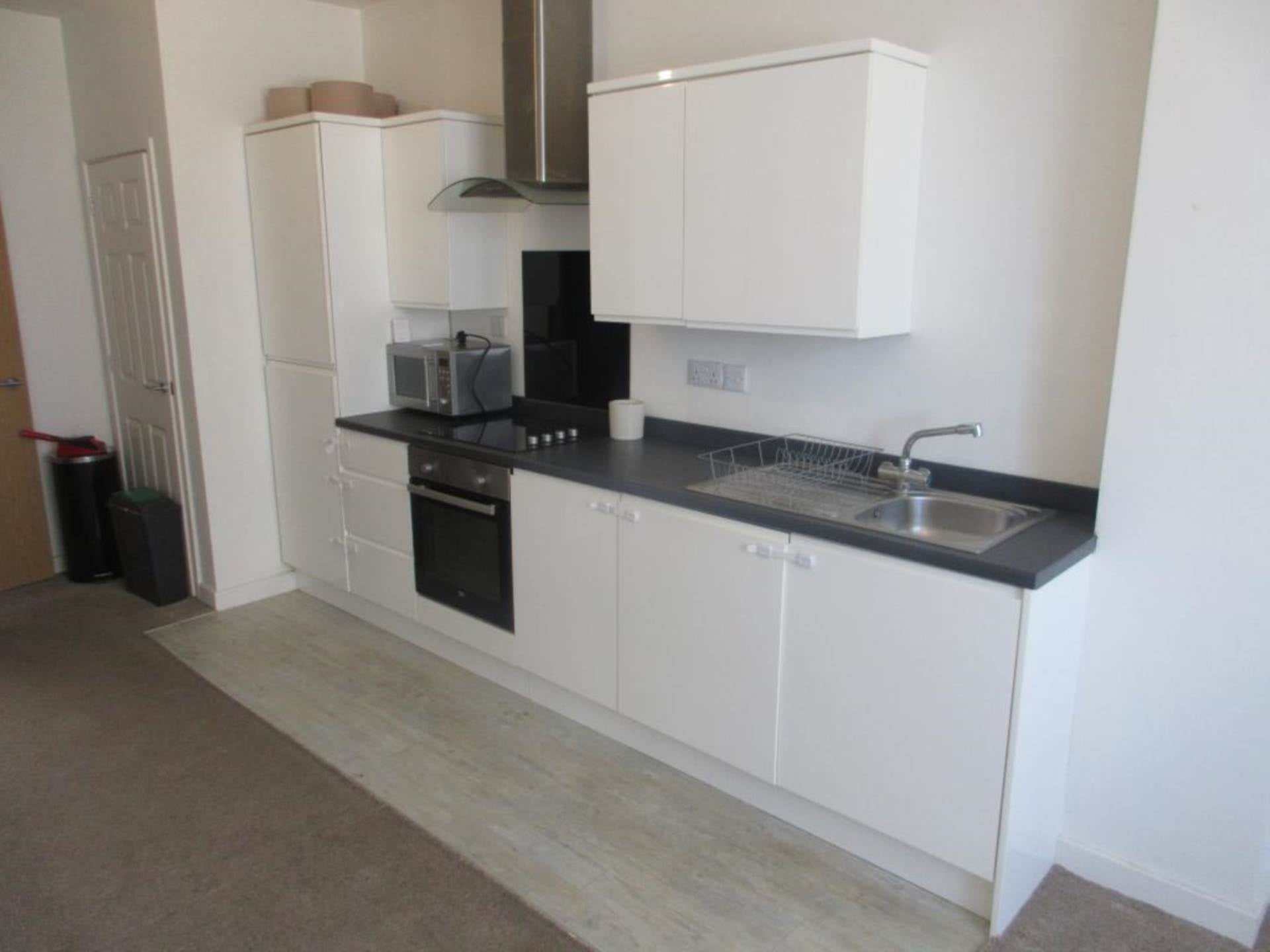 Flat Victoria Avenue in Southend-on-Sea