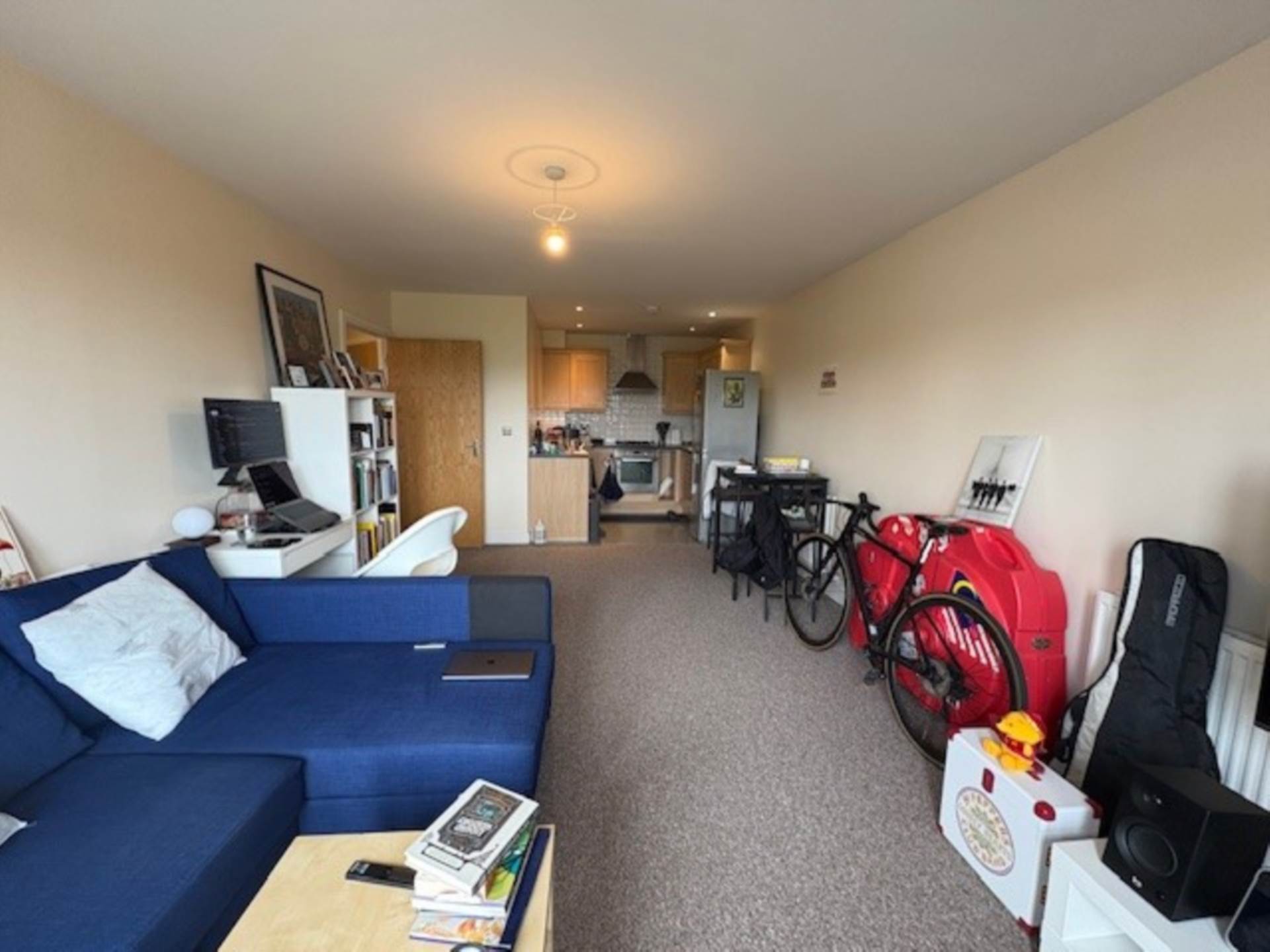 Flat Pettacre Close in Greater London