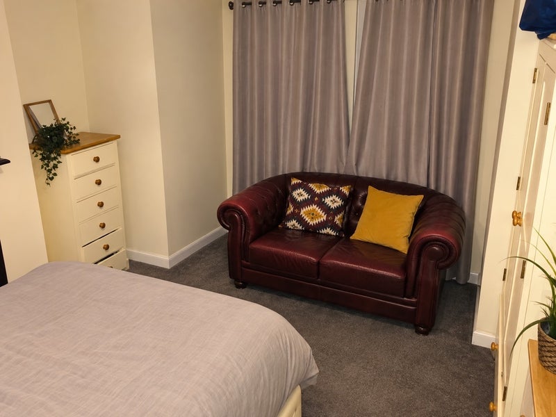 Room Little Ealing Lane in Greater London