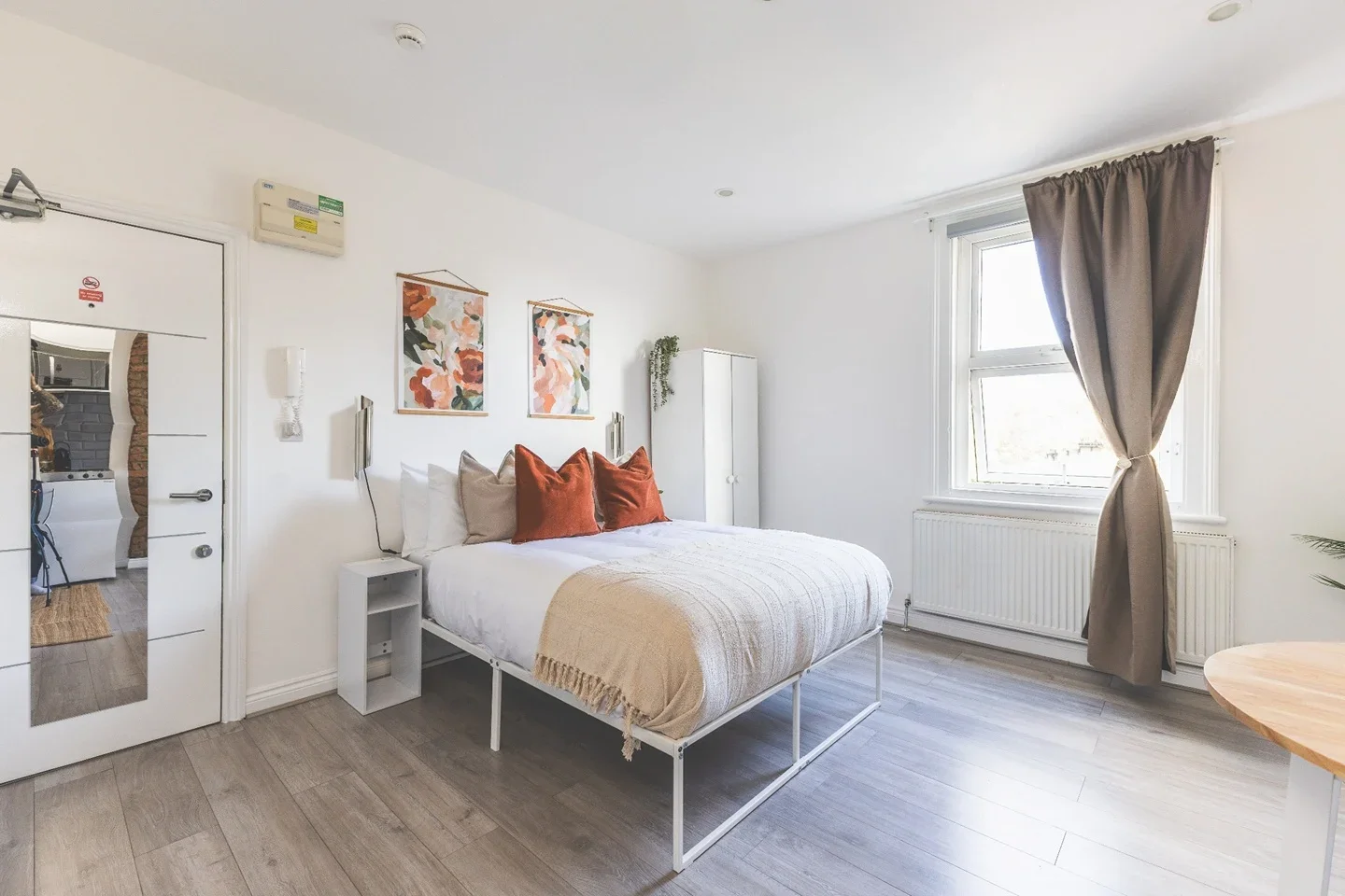 Flat Fordwych Road in Greater London