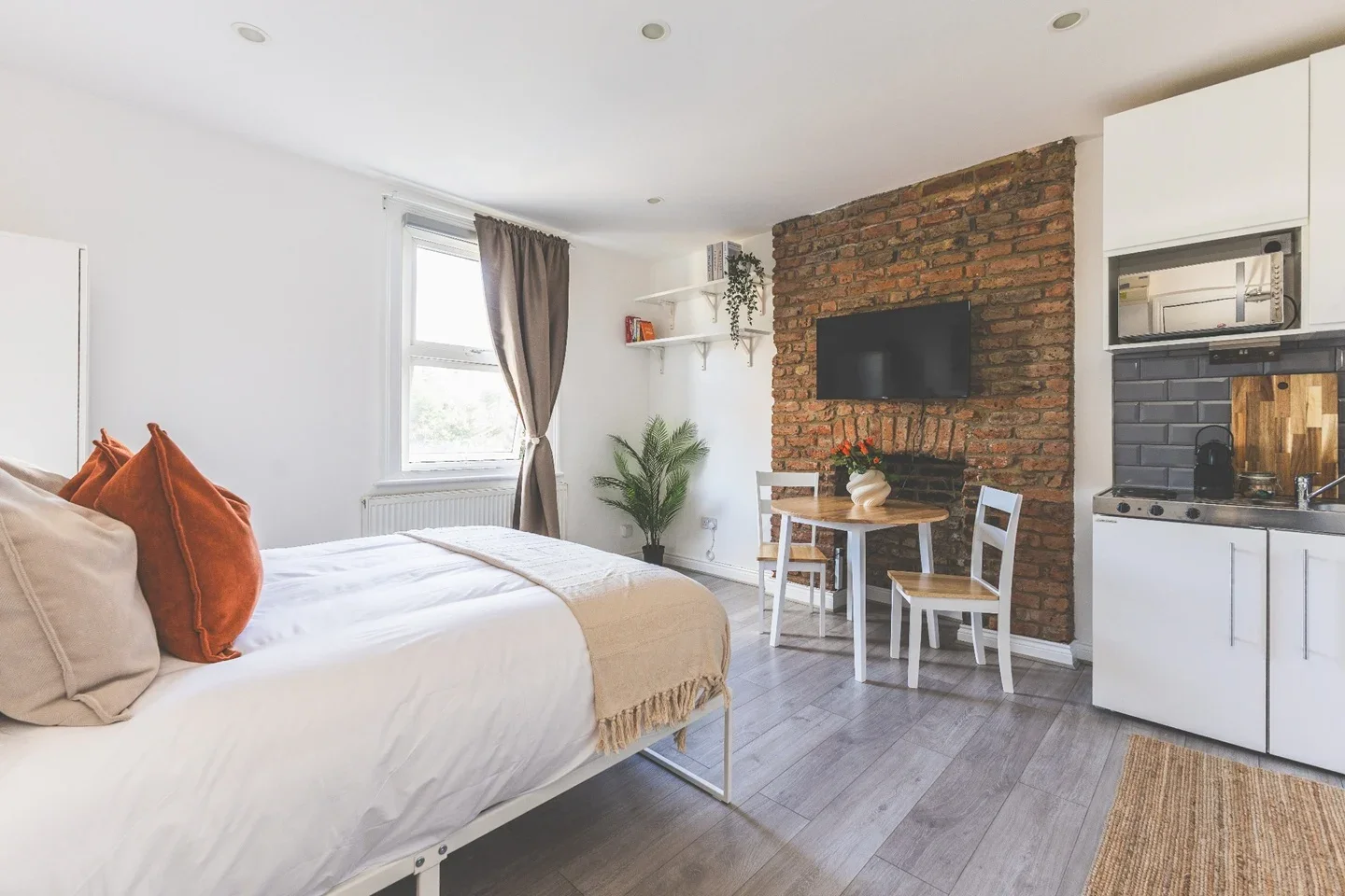 Flat Fordwych Road in Greater London