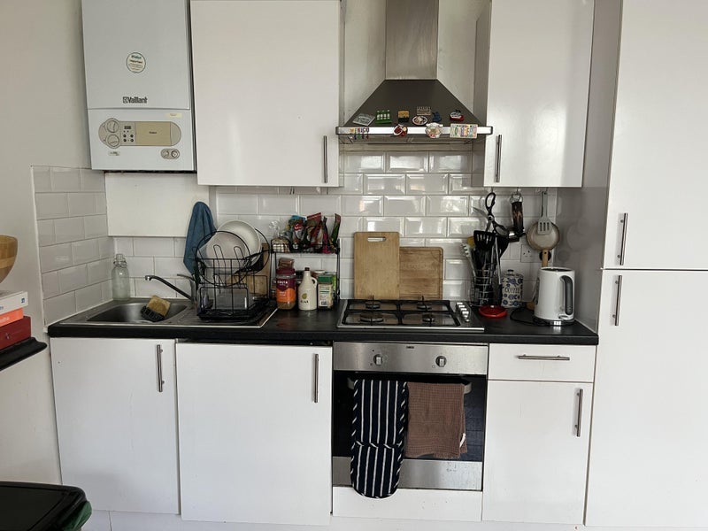 Room Green Lanes in Greater London