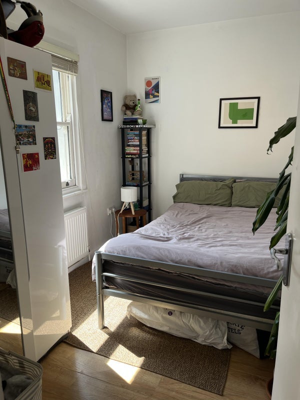 Room Green Lanes in Greater London
