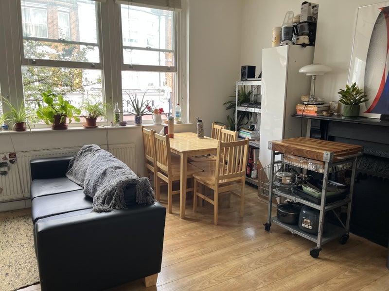 Room Green Lanes in Greater London