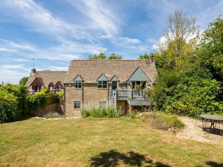 House Orchard Bank in Cotswold District