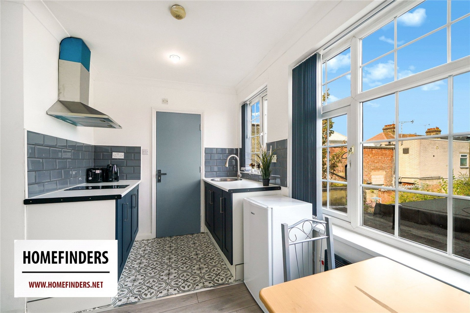 Flat Lea Bridge Road in Greater London