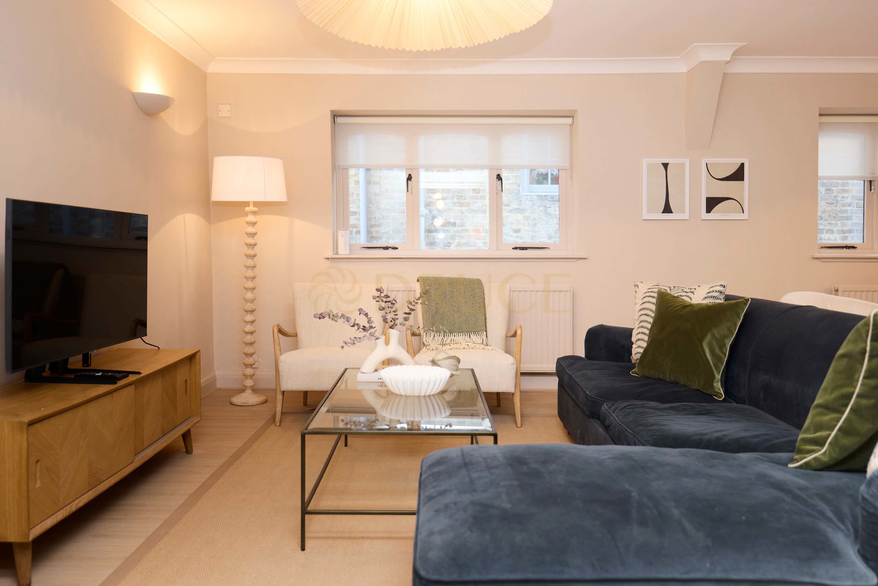 Flat Macroom Road in City of Westminster