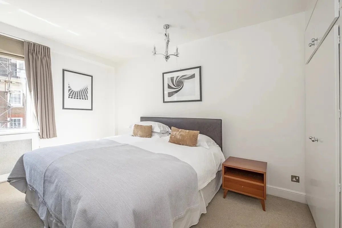 Flat Caledonian Road in Greater London