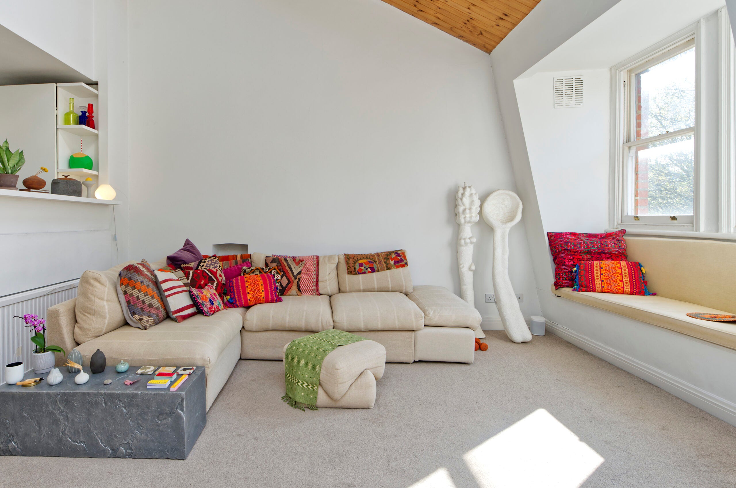 Flat Courtfield Road in Greater London