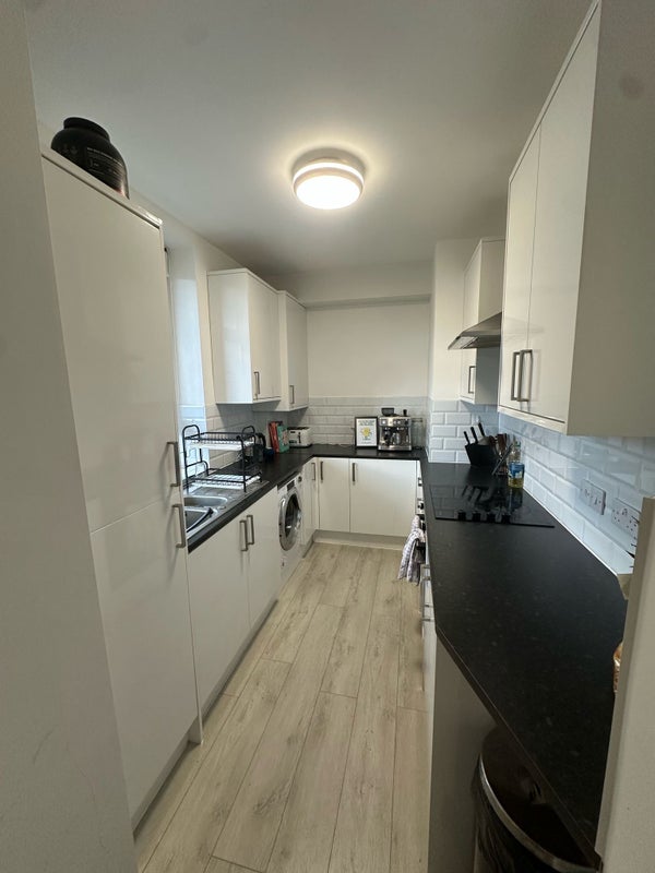 Room Whiston Road in Greater London