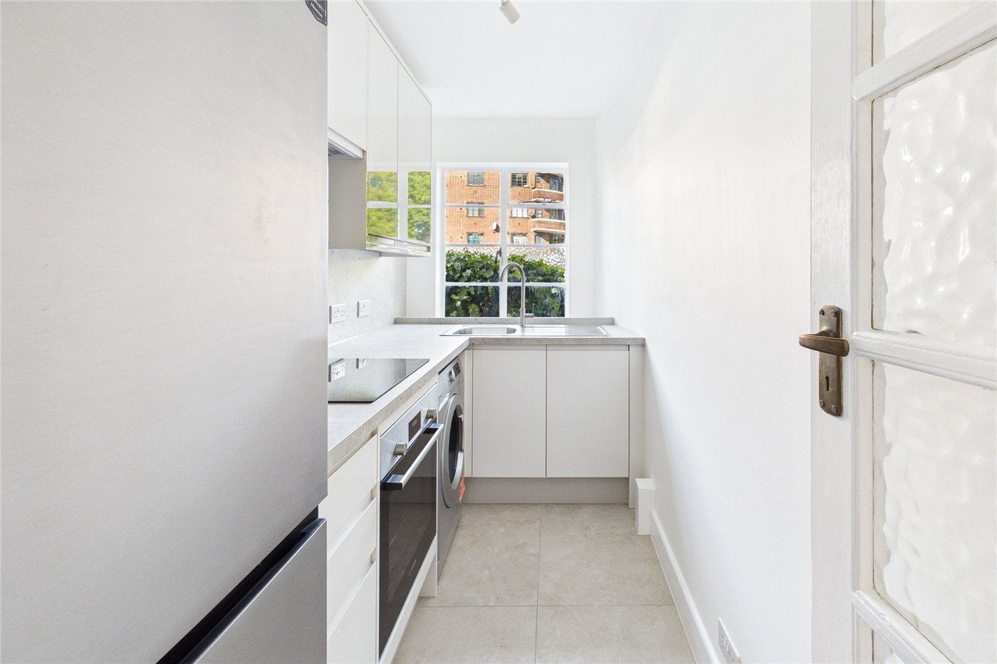Flat Wavertree Road in Greater London
