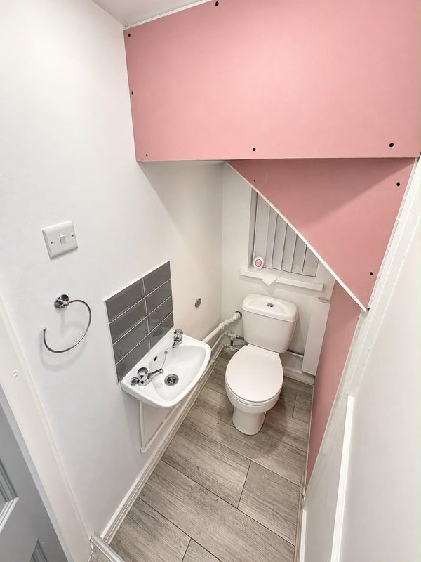 Room Aston Lane in Birmingham