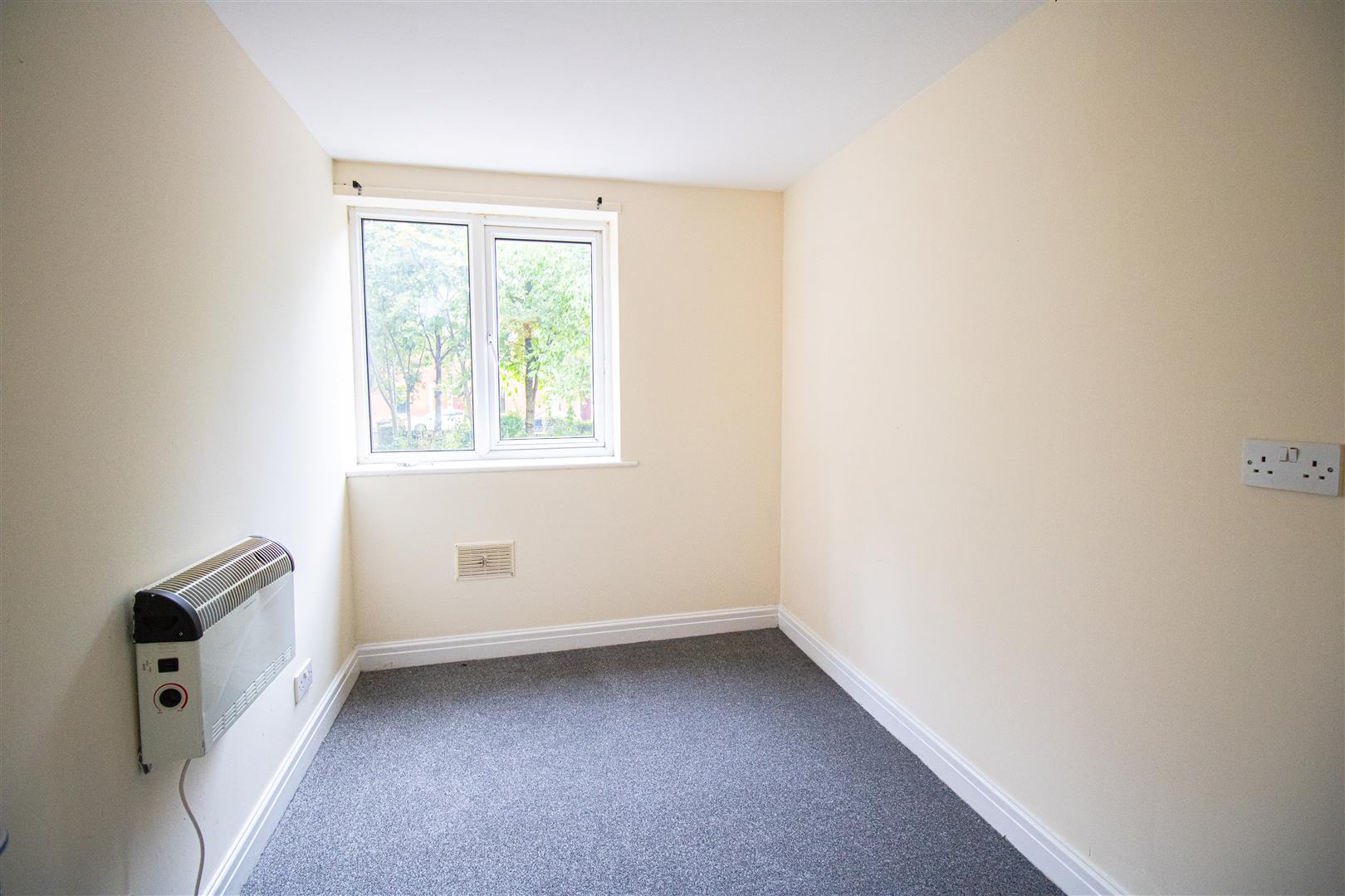 Flat Ribble Bank Street in Preston